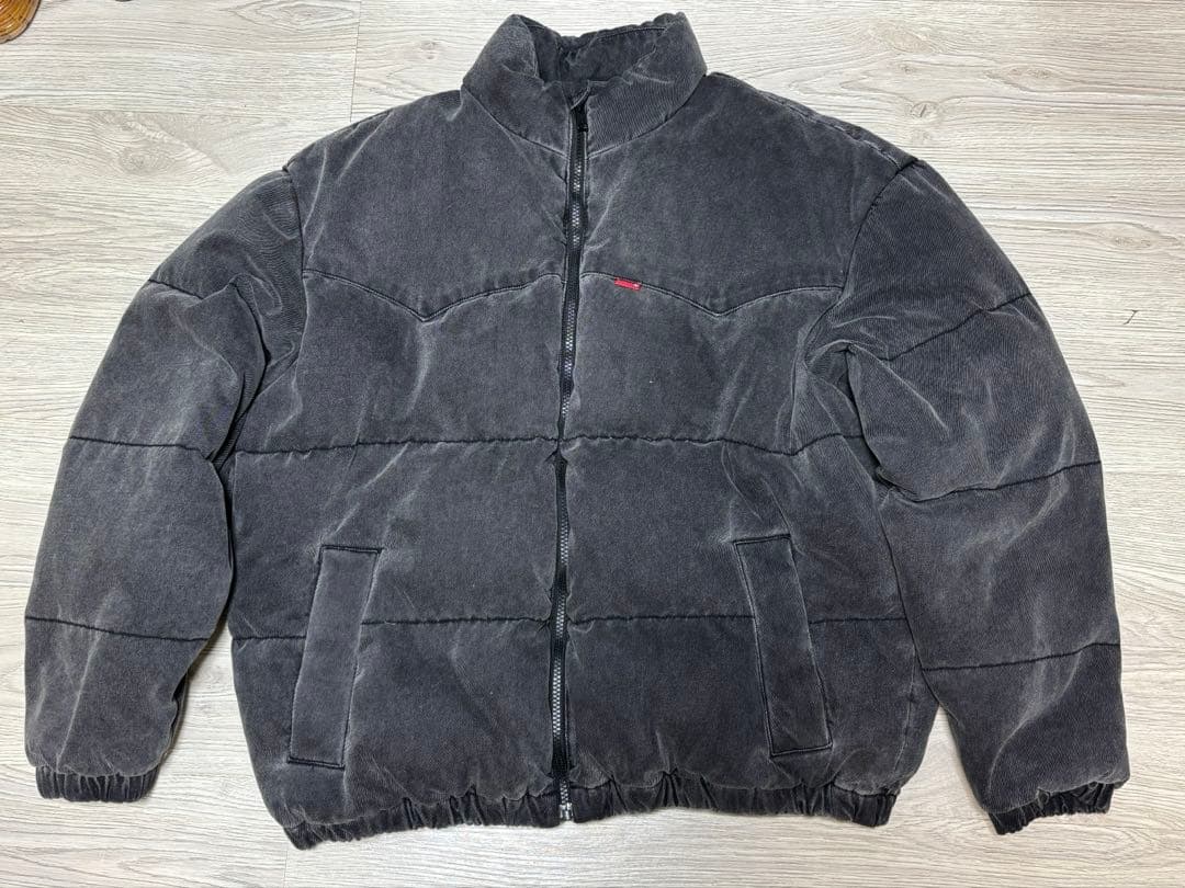 Levi's（リーバイス）のスーパーデニムダウンジャケット（ブラック）
