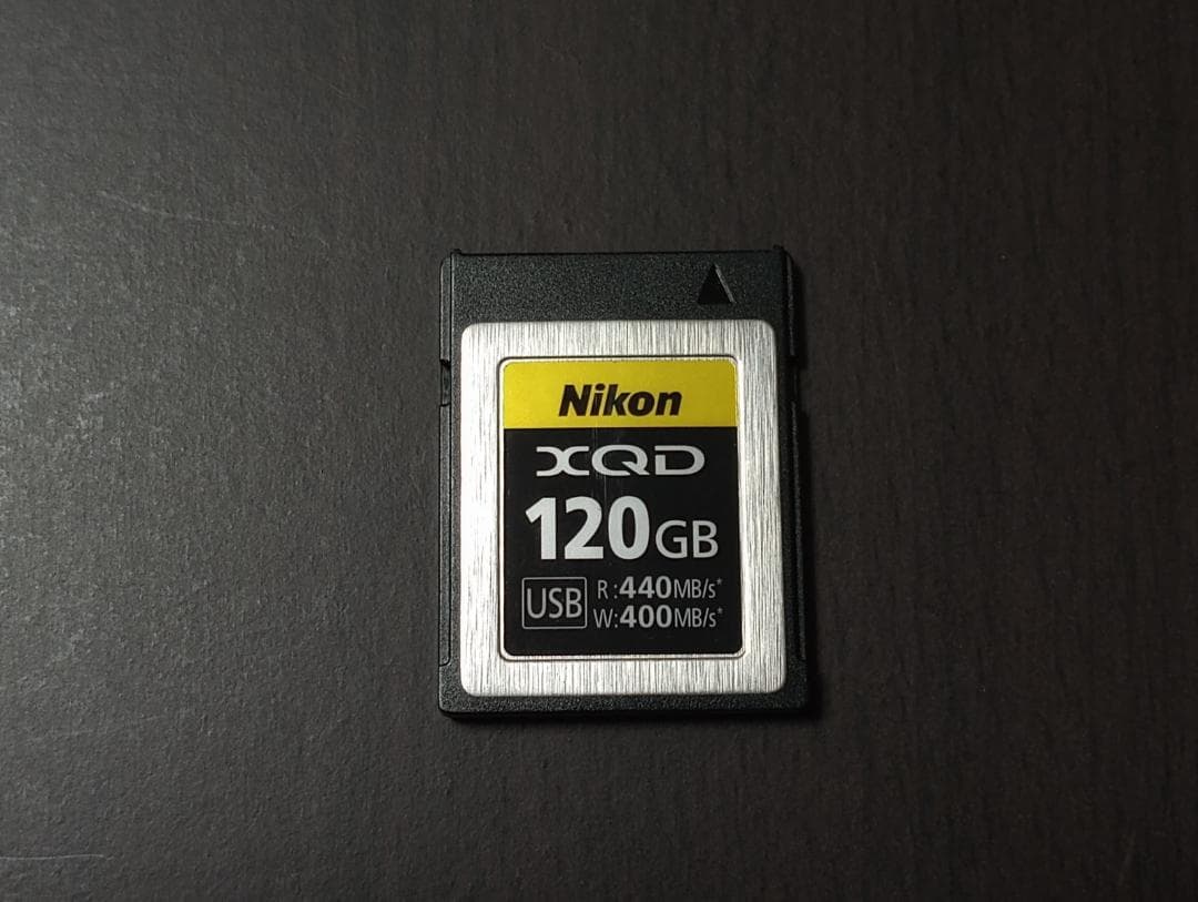 Nikon Z6 ボディ【ショット数24209、XQD120GB付、防湿庫保管】