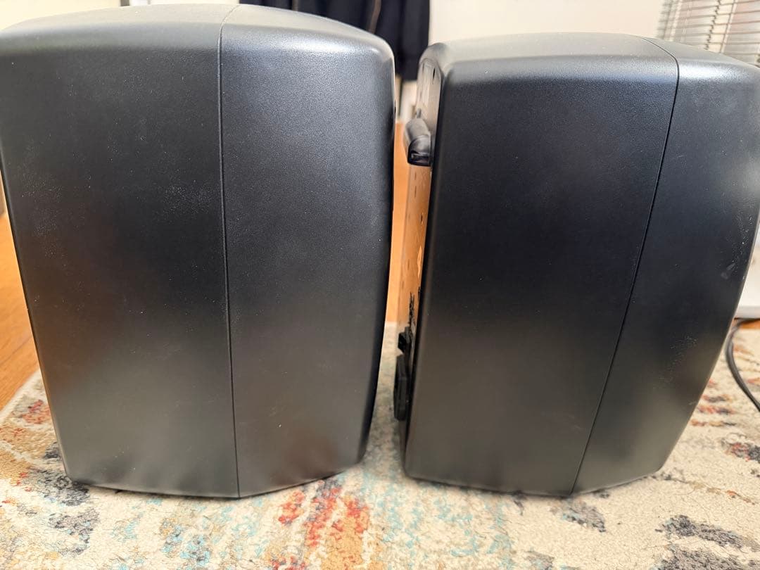 KRK VXT4 中古品　箱無し