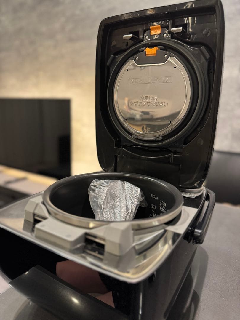 c*s様 象印 炎舞炊き NW-KB10 5.5合 ジャンク品