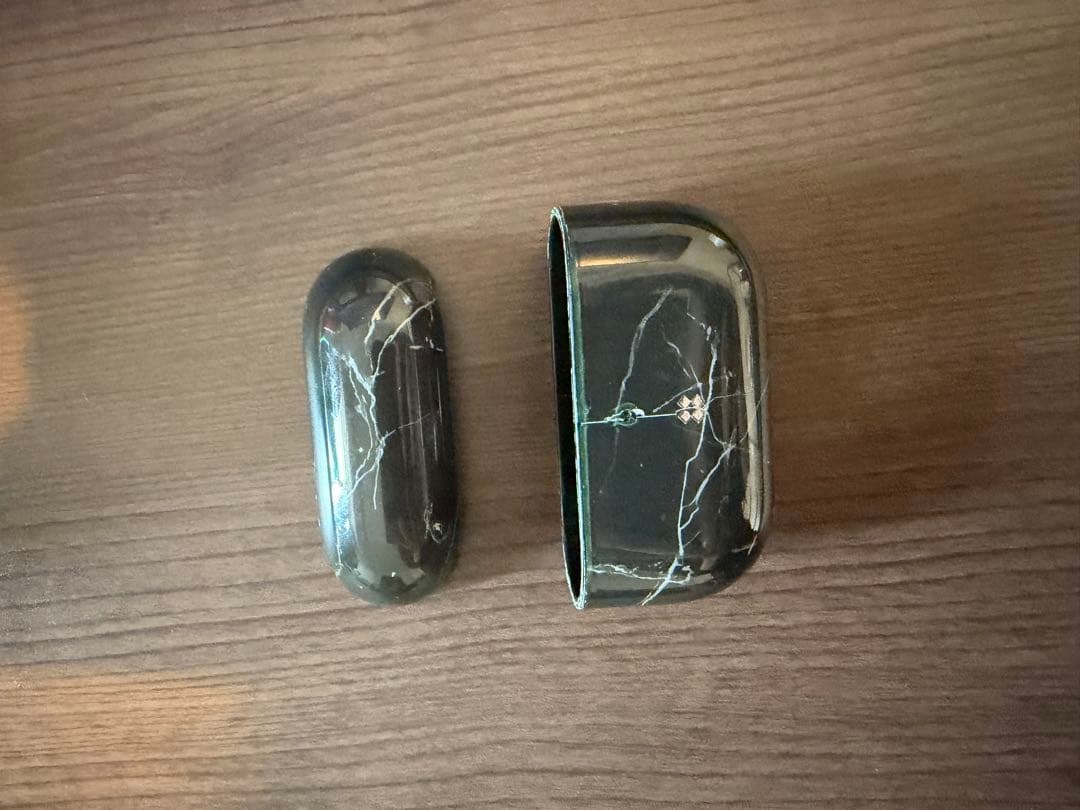 AirPods Pro2 箱無し　ケース、ケーブル付