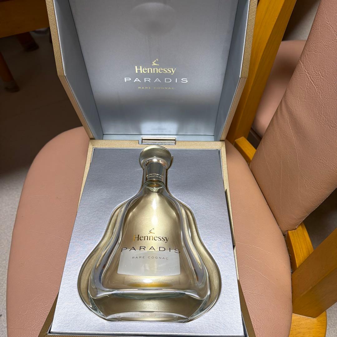 ヘネシー パラディ 空瓶 PARADIS 箱付き インテリア ディスプレイ