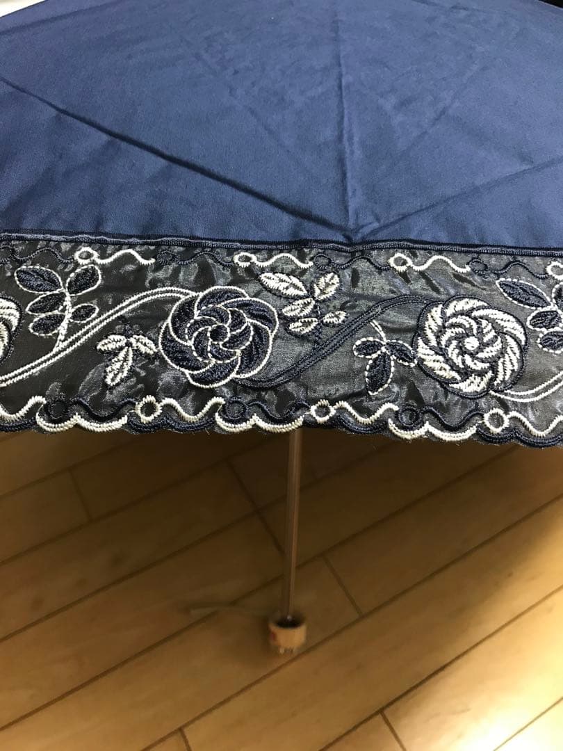 お値下げ❣️【新品】ランバンの折り畳み日傘UV晴雨兼用傘レース