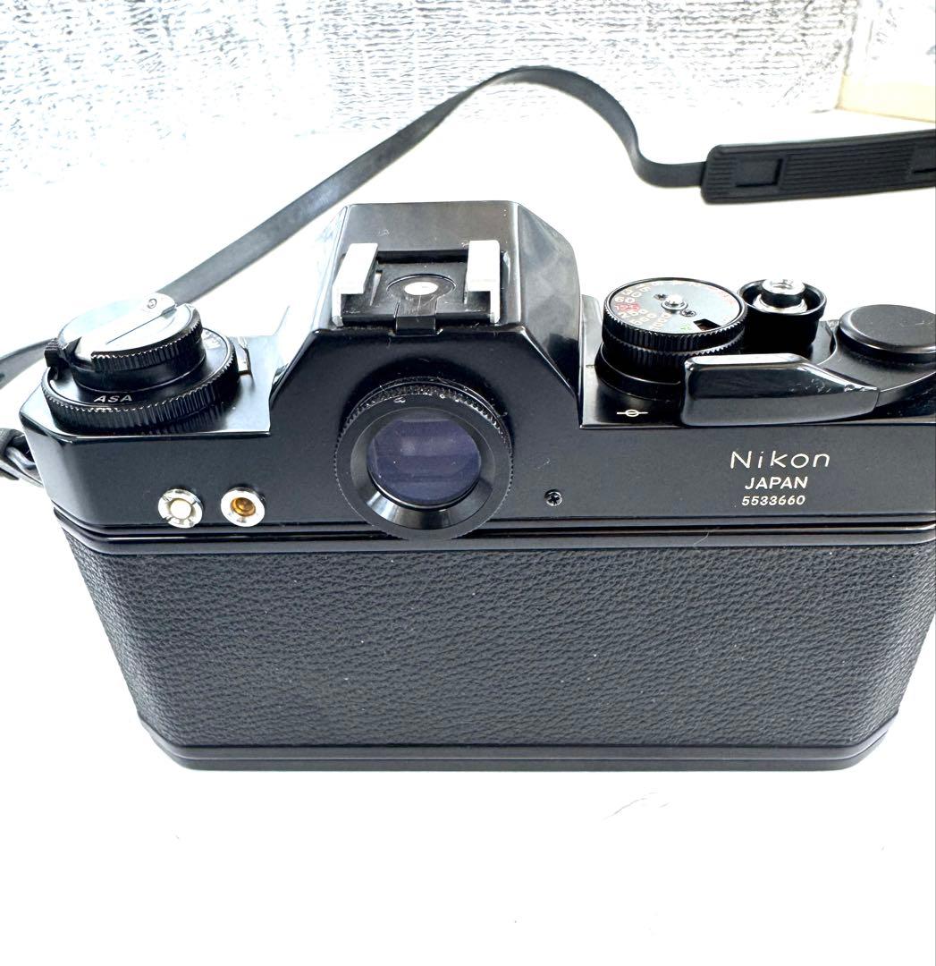 ニコンNikomat ELブラックフィルムカメラ