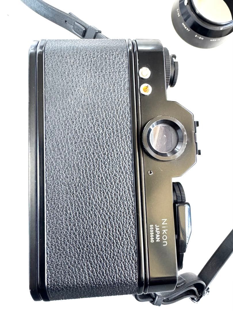ニコンNikomat ELブラックフィルムカメラ