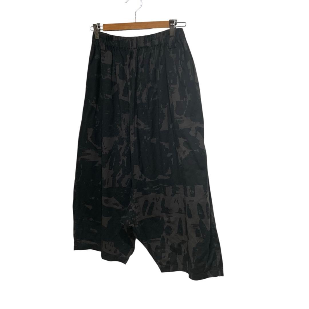 萌　MOYURU やわらかい綿　七分丈サルエルパンツ　ワイド　総柄　サイズM〜L