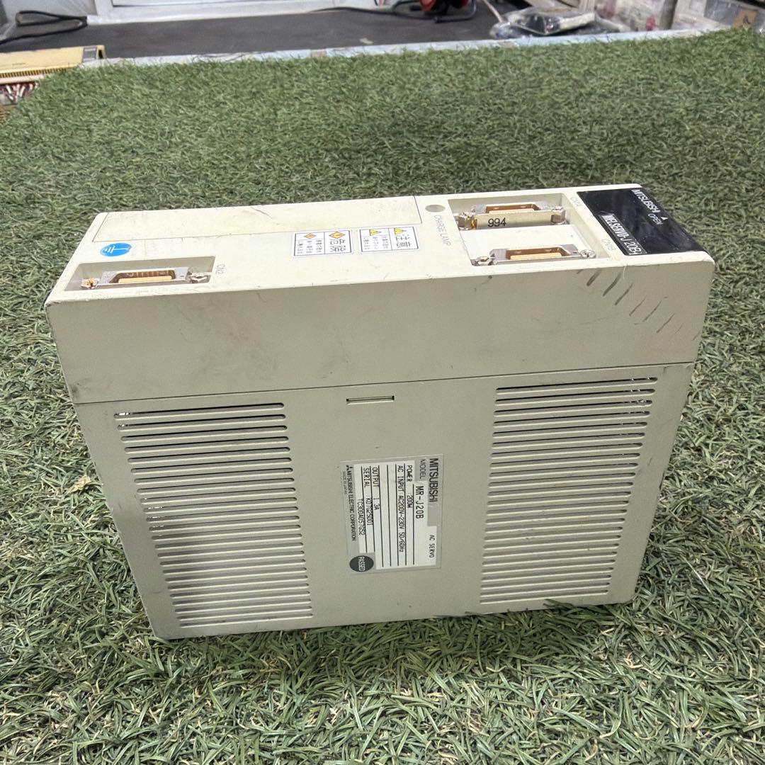 Mitsubishi d MR-J20B 200W 動作保証