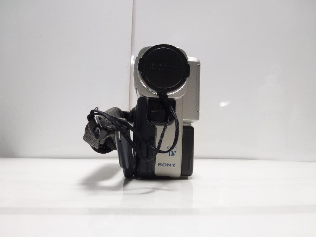 希少　大人気　動作品Mini DV　Sony　ソニービデオカメラ　DCR-PC5
