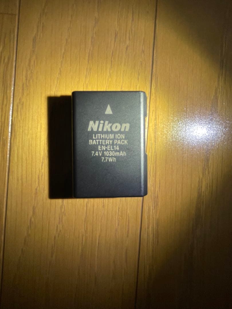 Nikon D5100 NIKKOR 標準ズームレンズキット デジタル一眼レフ