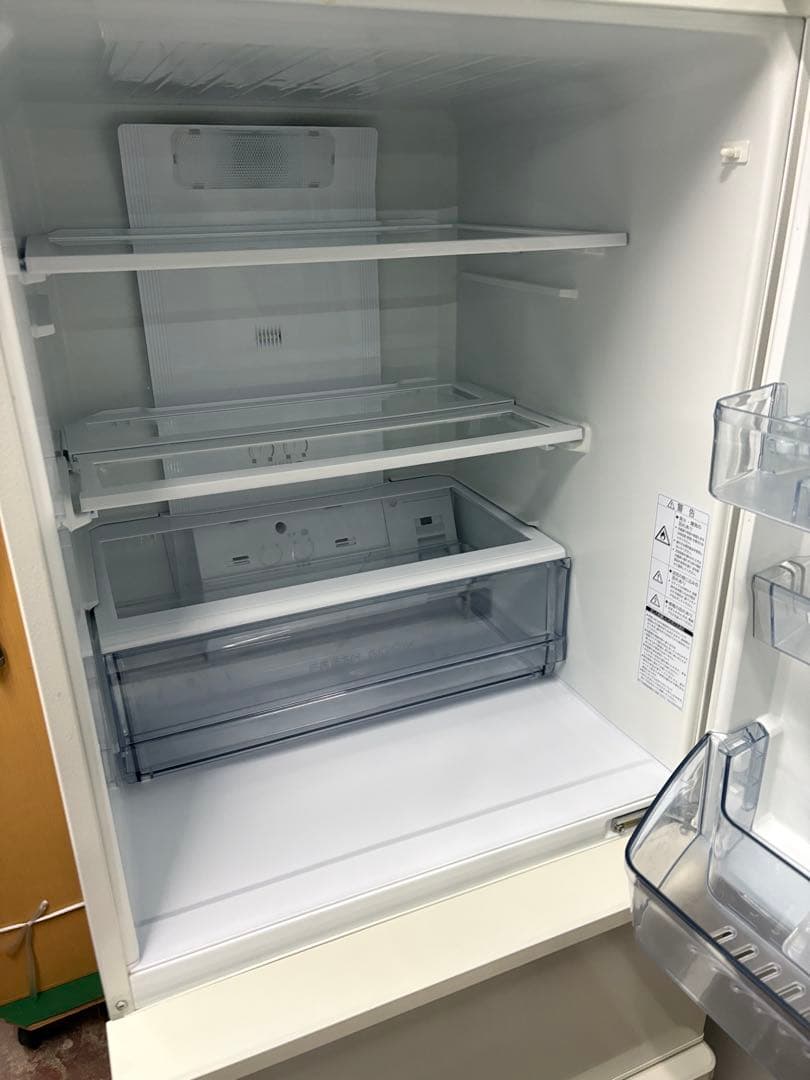 アクア　３ドア冷蔵庫　272ℓ　分解清掃済み　AQR-27G2
