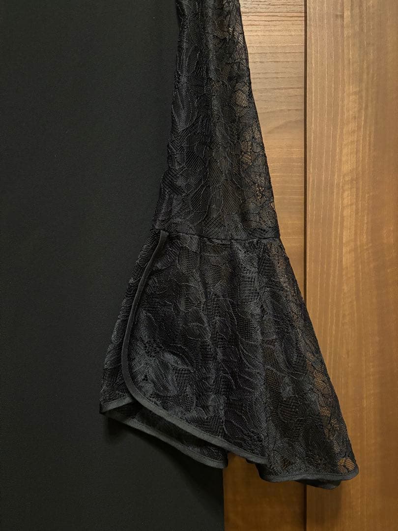 ANDRÉSD ベルスリーブスリットロングドレス ブラック