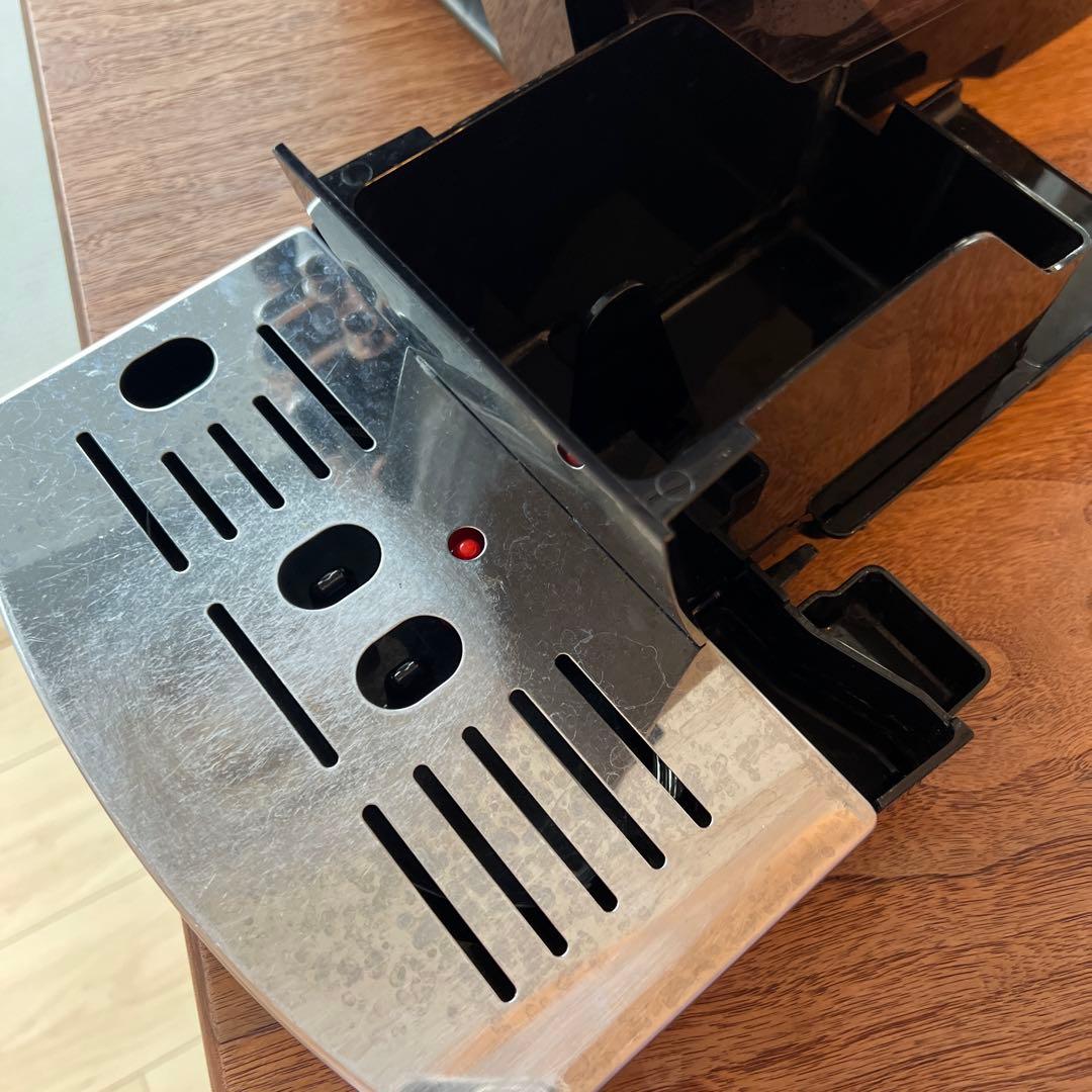 デロンギマグニフィカS コンパクト全自動エスプレッソマシン　ECAM23120