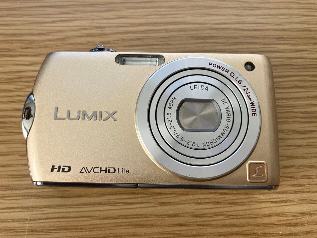 ✨状態良✨パナソニック LUMIX FX70ゴールド