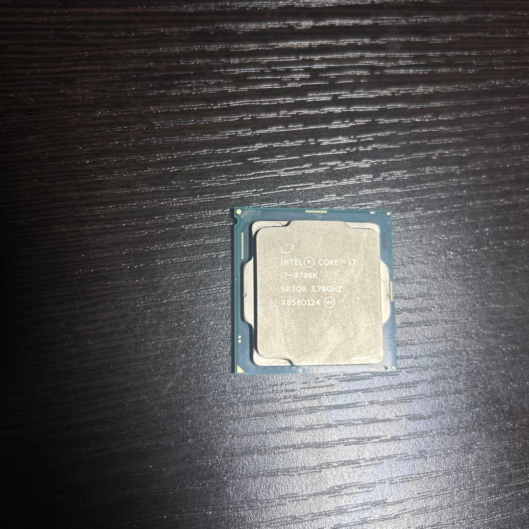CPU Intel Core i7 8700K 3.7Ghz SR3QR LGA1151