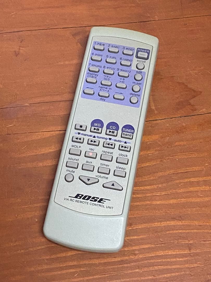 美品　BOSE VIA リモコンその他付属あり　CD MD 問題なし