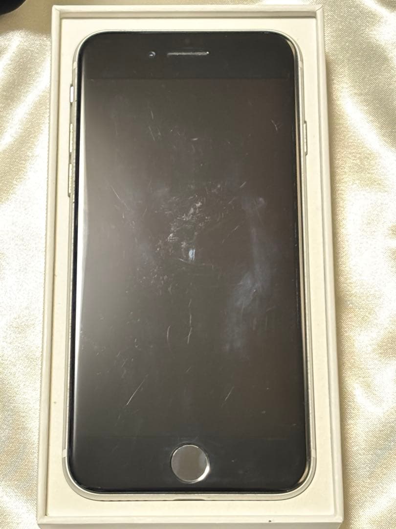 スマートフォン本体 iPhone SE2 128GB