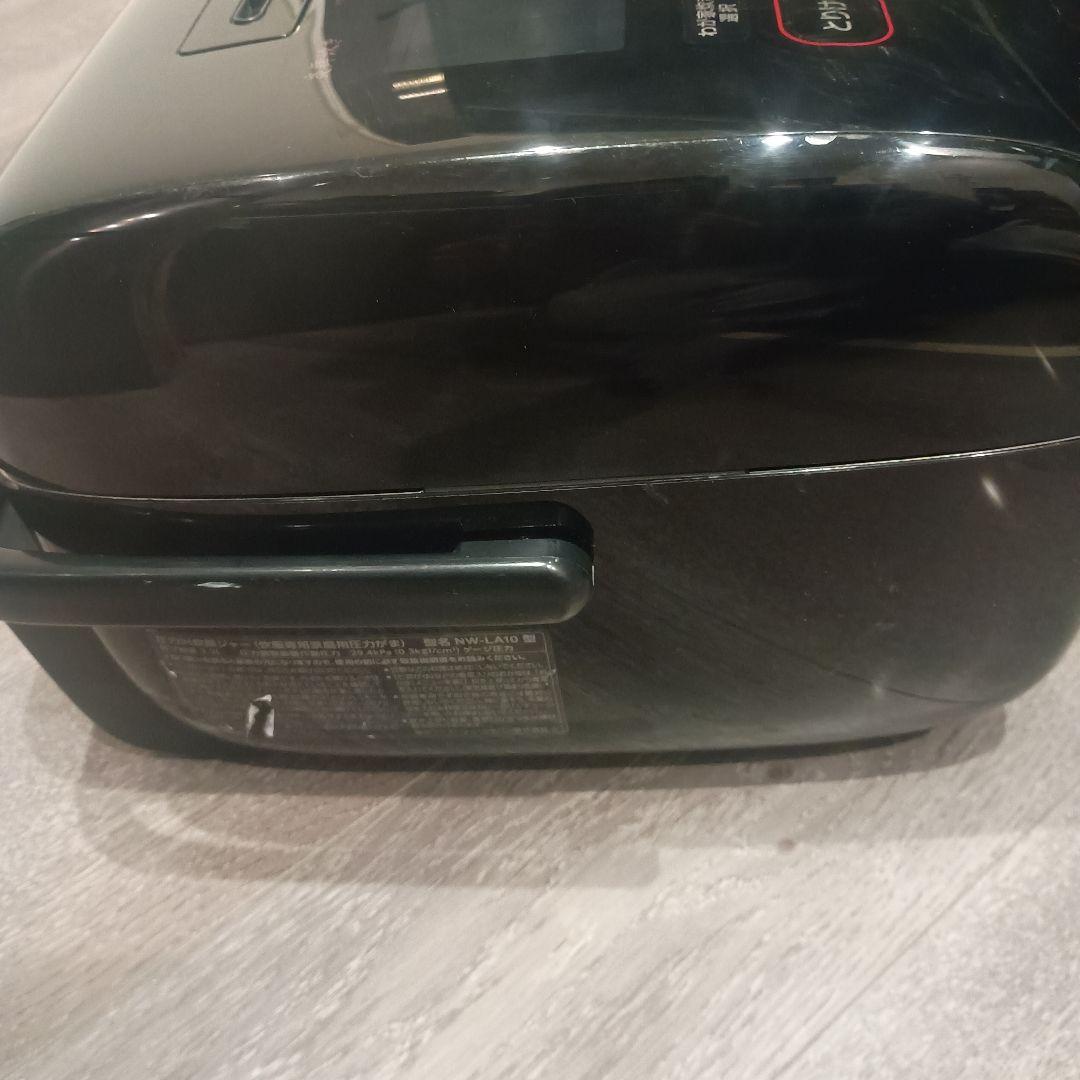 象印 炎舞炊き 圧力IH炊飯ジャーNW-LA10