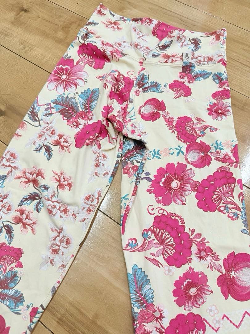 美品 大人気Linda Works ユリア リンダワークス ヨガウェアセットM