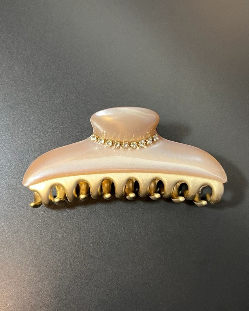 【ゆっこ】acca ヘアクリップ パールベージュ