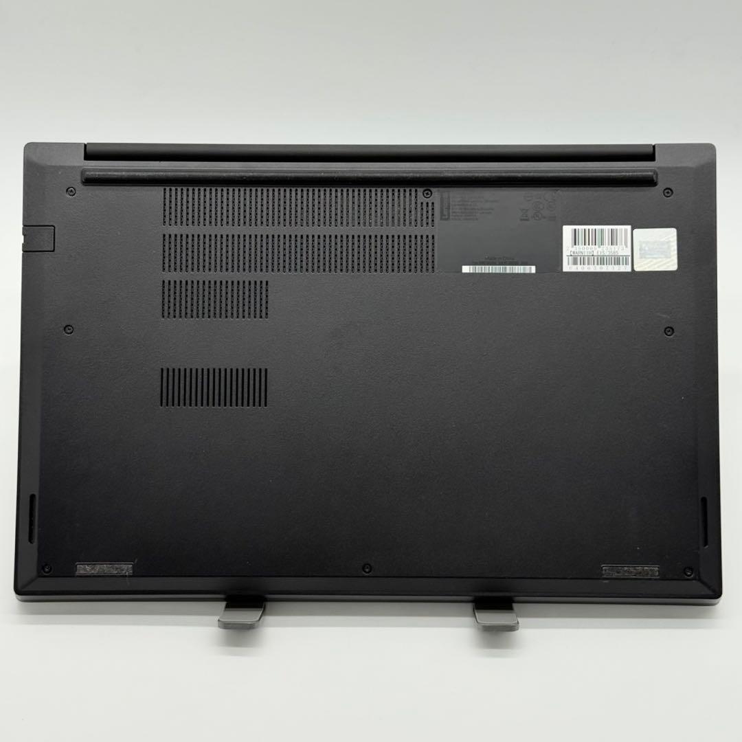 美品 Lenovoノートパソコン 10世代 32GB 新品NVMe 11pro