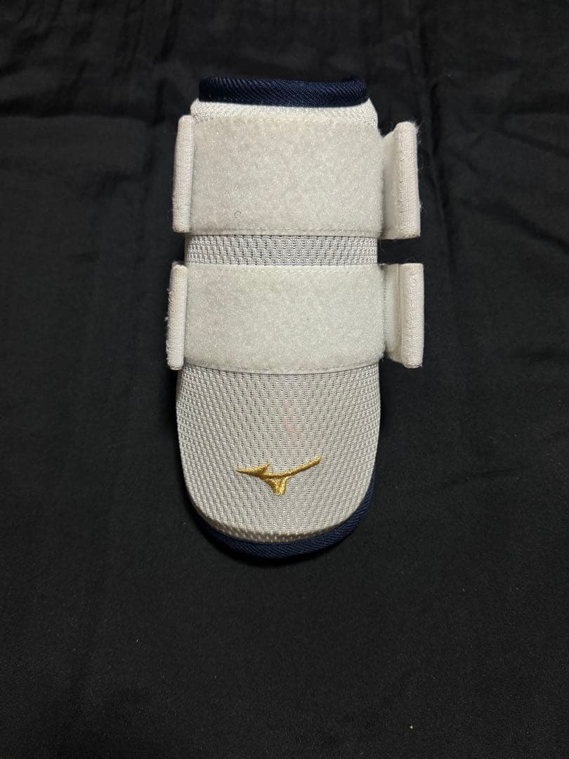 ミズノプロ　エルボーガード　限定モデル