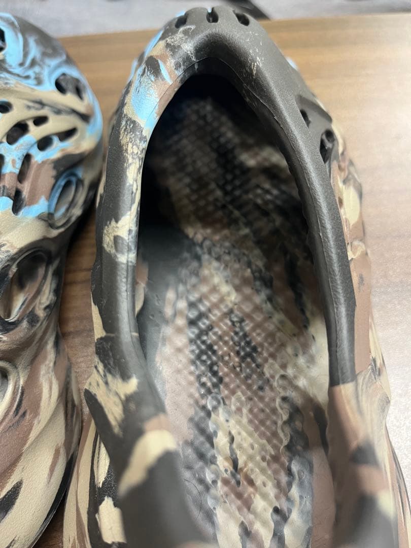 28㌢アディダス　イージーフォームランナー　シンダー　T