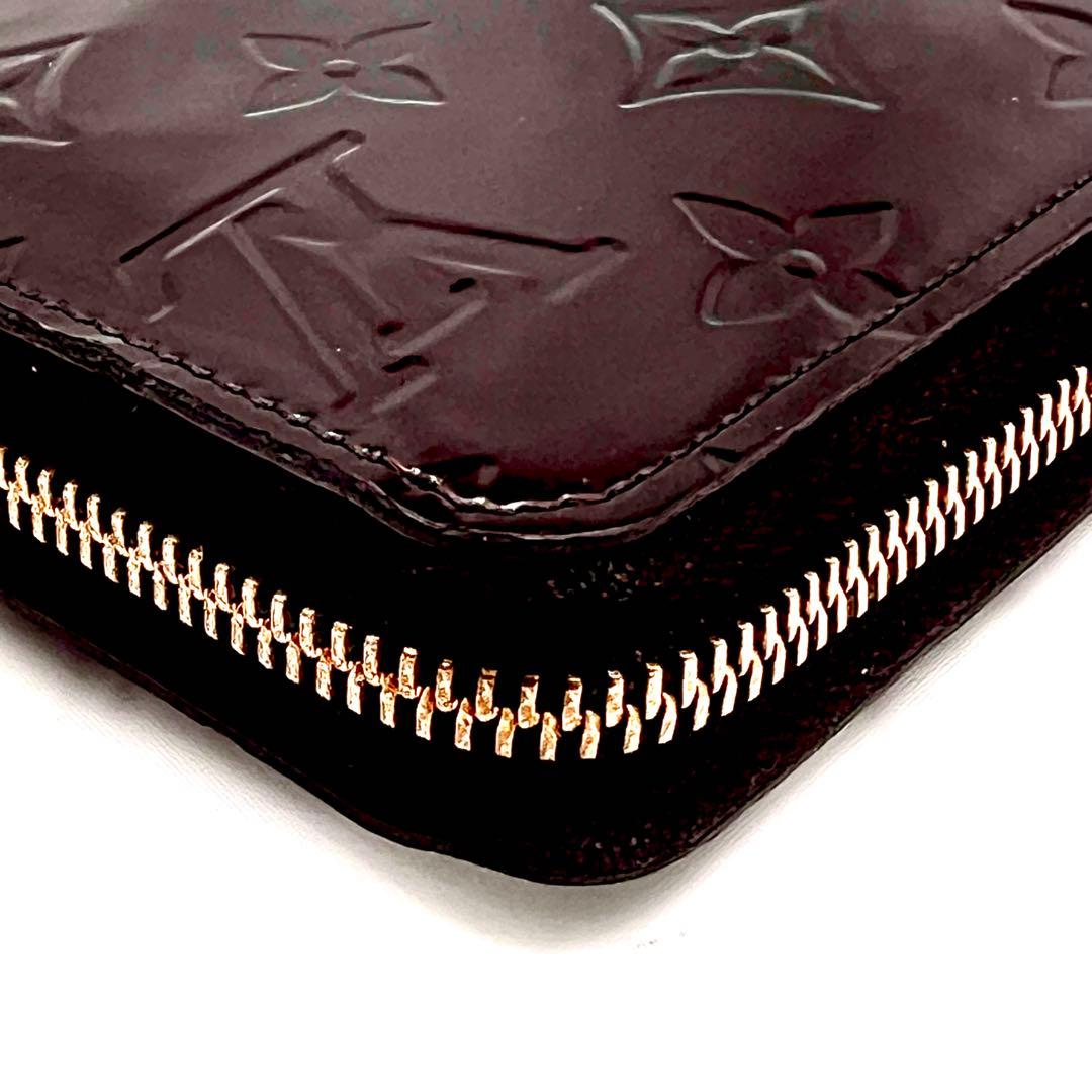 【極美品】 ルイヴィトン ヴェルニ アマラント ジッピーウォレット M93522