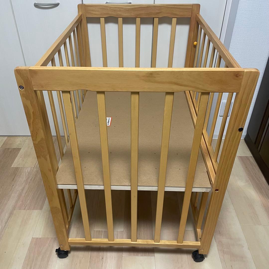 【取説付き送料込み】ベビーベッドミニ　　西松屋　ヤトミ　木製　NEタイプ