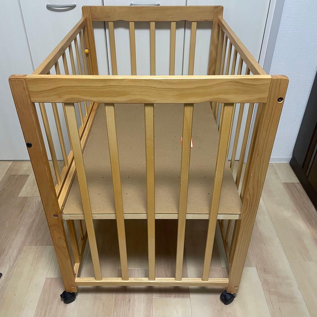 【取説付き送料込み】ベビーベッドミニ　　西松屋　ヤトミ　木製　NEタイプ