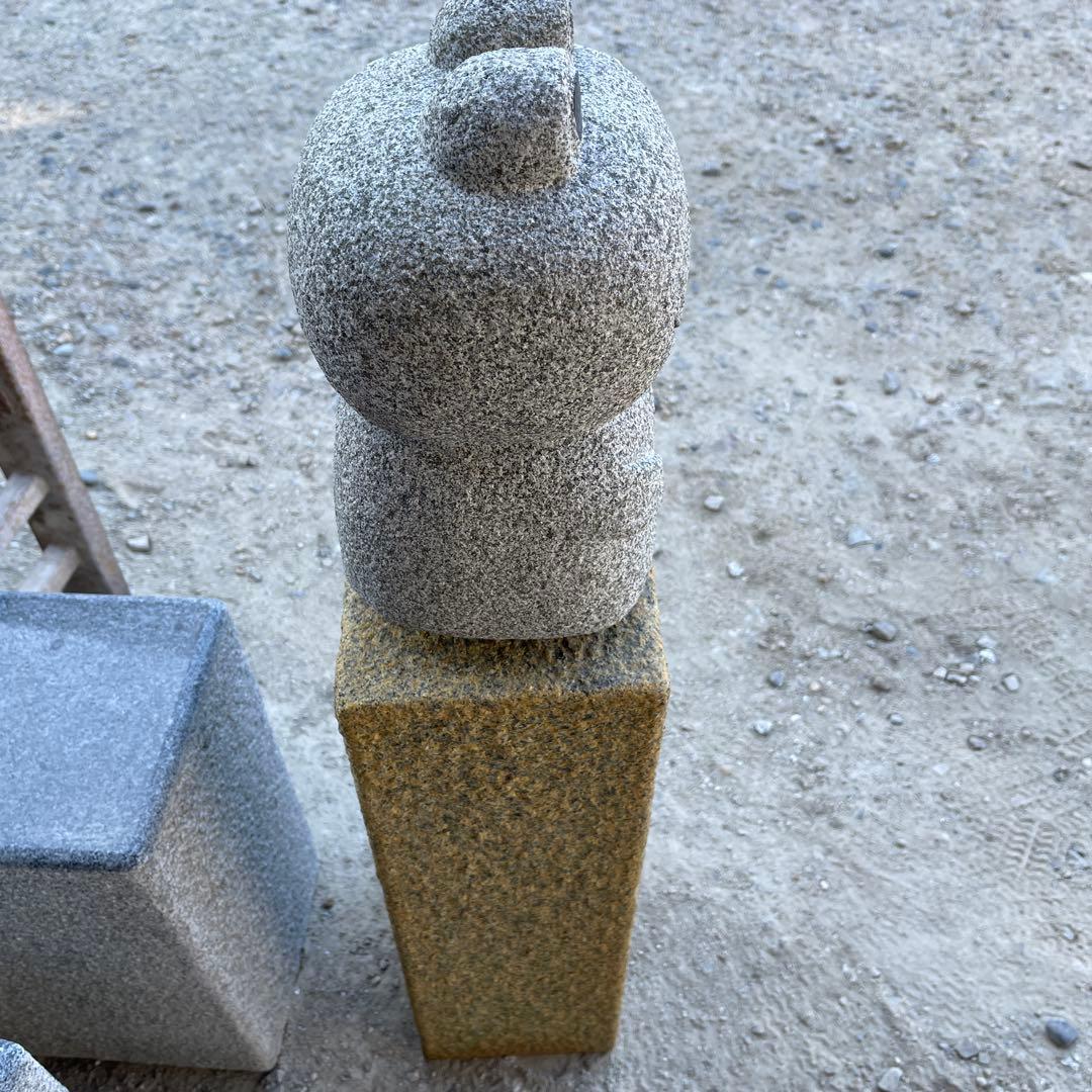 ベリー、おかえり石柱　ケロちゃん　手作り　御影石　玄関先セット品　置物