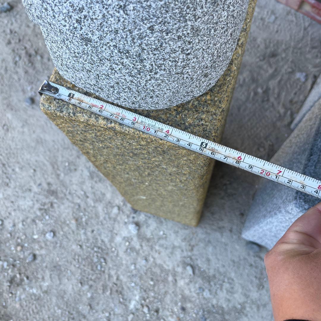 ベリー、おかえり石柱　ケロちゃん　手作り　御影石　玄関先セット品　置物