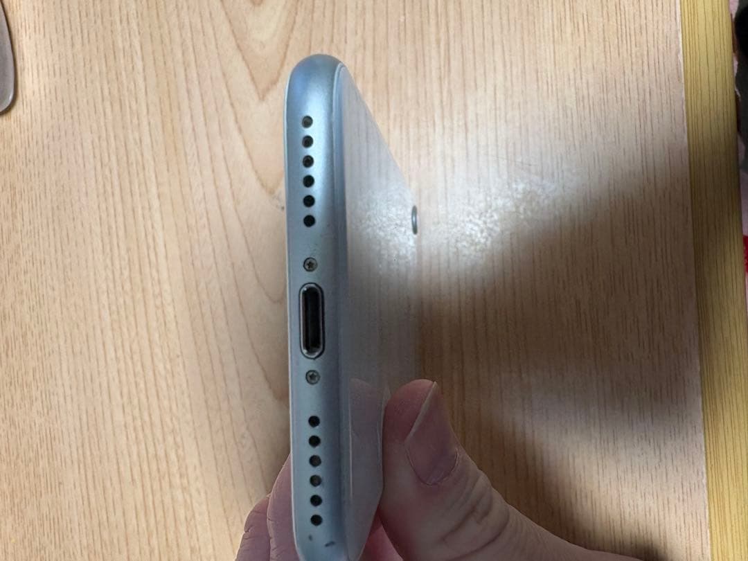 iPhone8 SIMフリー　64GB