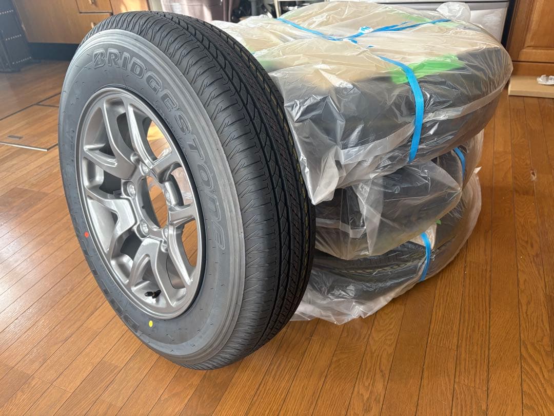 ジムニーJB64xcタイヤホイール4本セット(新車外し)