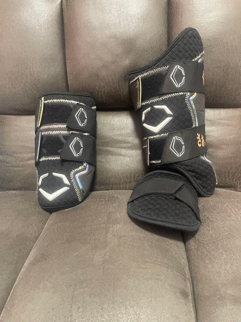 24時間限定！早い者勝ち！エボシールドエルボーガード・フットガード