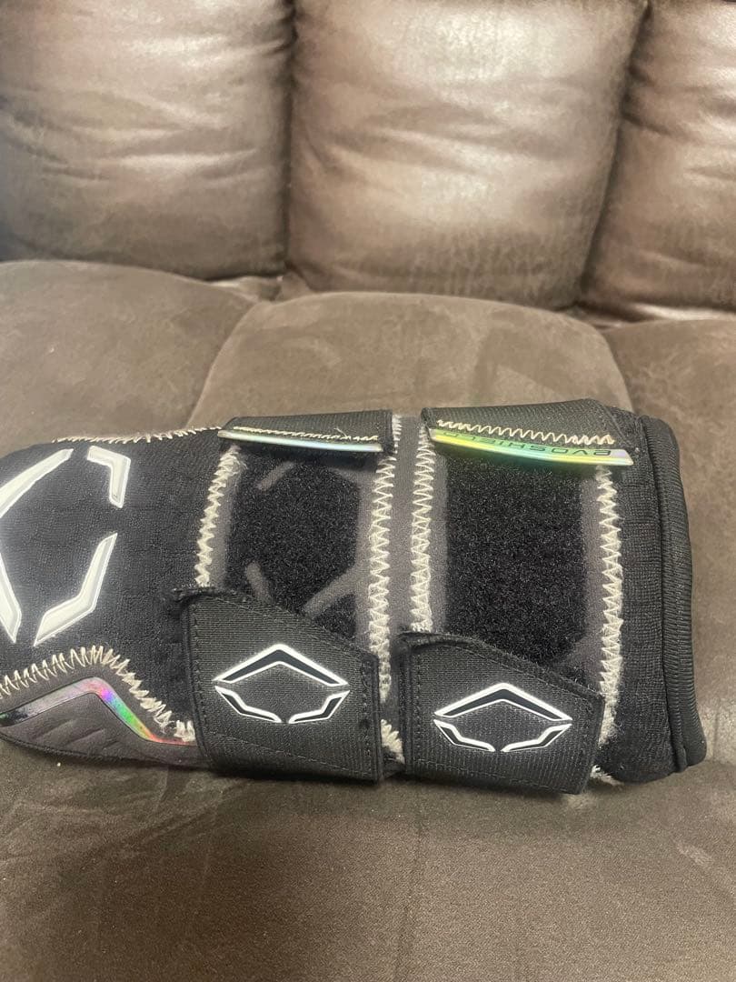 24時間限定！早い者勝ち！エボシールドエルボーガード・フットガード