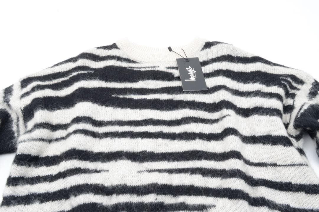 新品・未使用 STUSSY ゼブラ柄ニットセーター ホワイト/ブラック