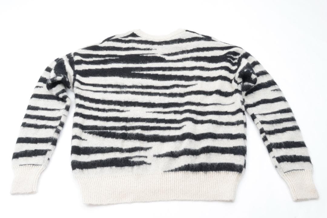 新品・未使用 STUSSY ゼブラ柄ニットセーター ホワイト/ブラック