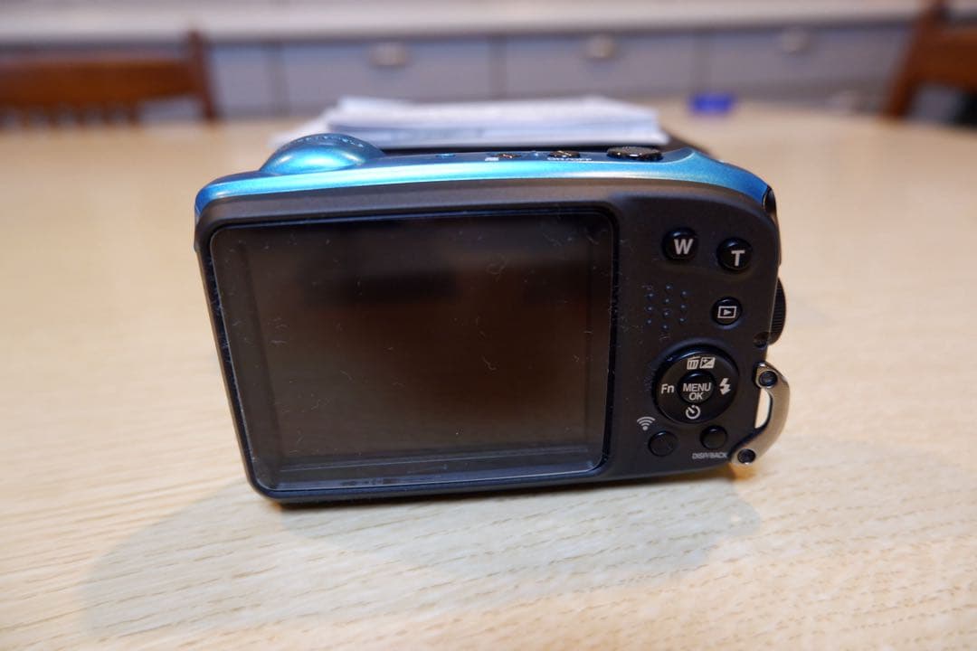 【美品】FUJIFILM FINEPIX XP140