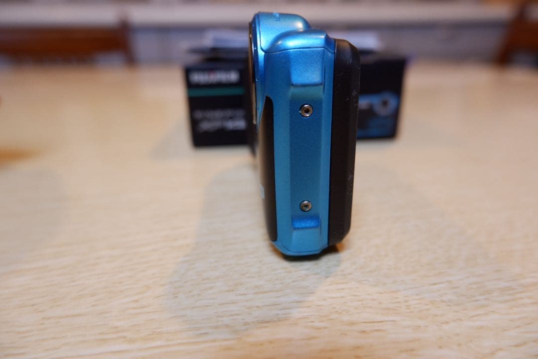 【美品】FUJIFILM FINEPIX XP140