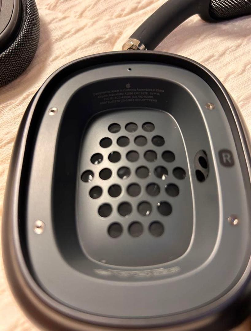 Airpods MAX スペースグレイ【ほぼ未使用】