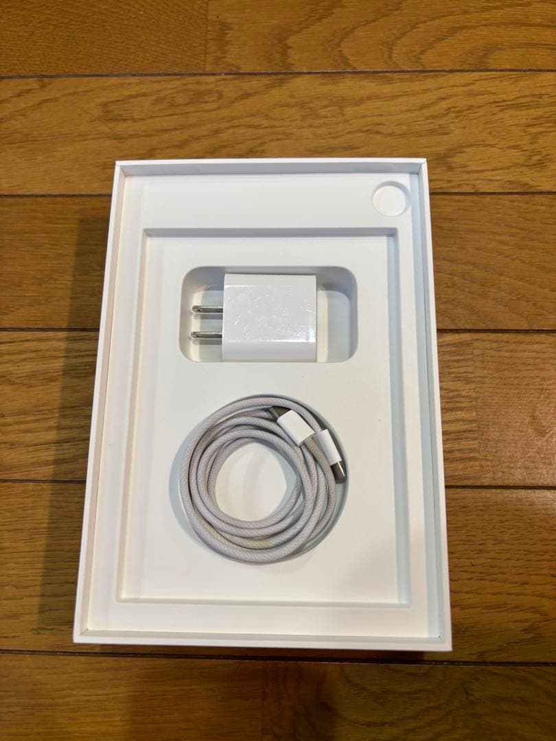 Apple iPad mini (第6世代) シルバー　美品　64gb 本体