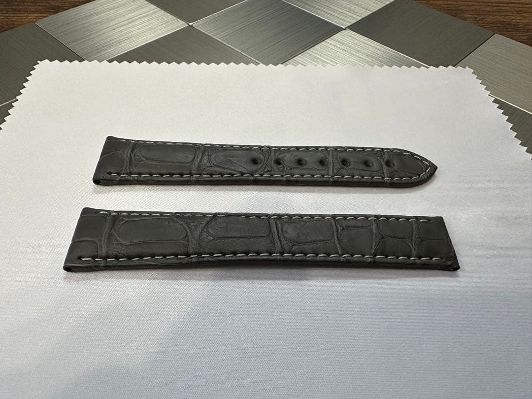 【純正品】OMEGA グレーアリゲーターレザーストラップ 19mm