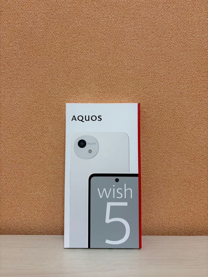 AQUOS wish 5 ホワイト 未使用