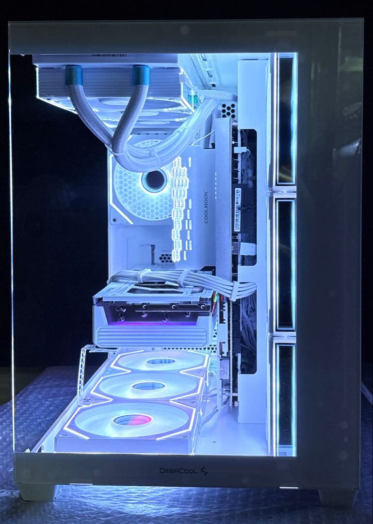 Taka ゲーミングpc新品RYZEN7 9700x RX9060xt