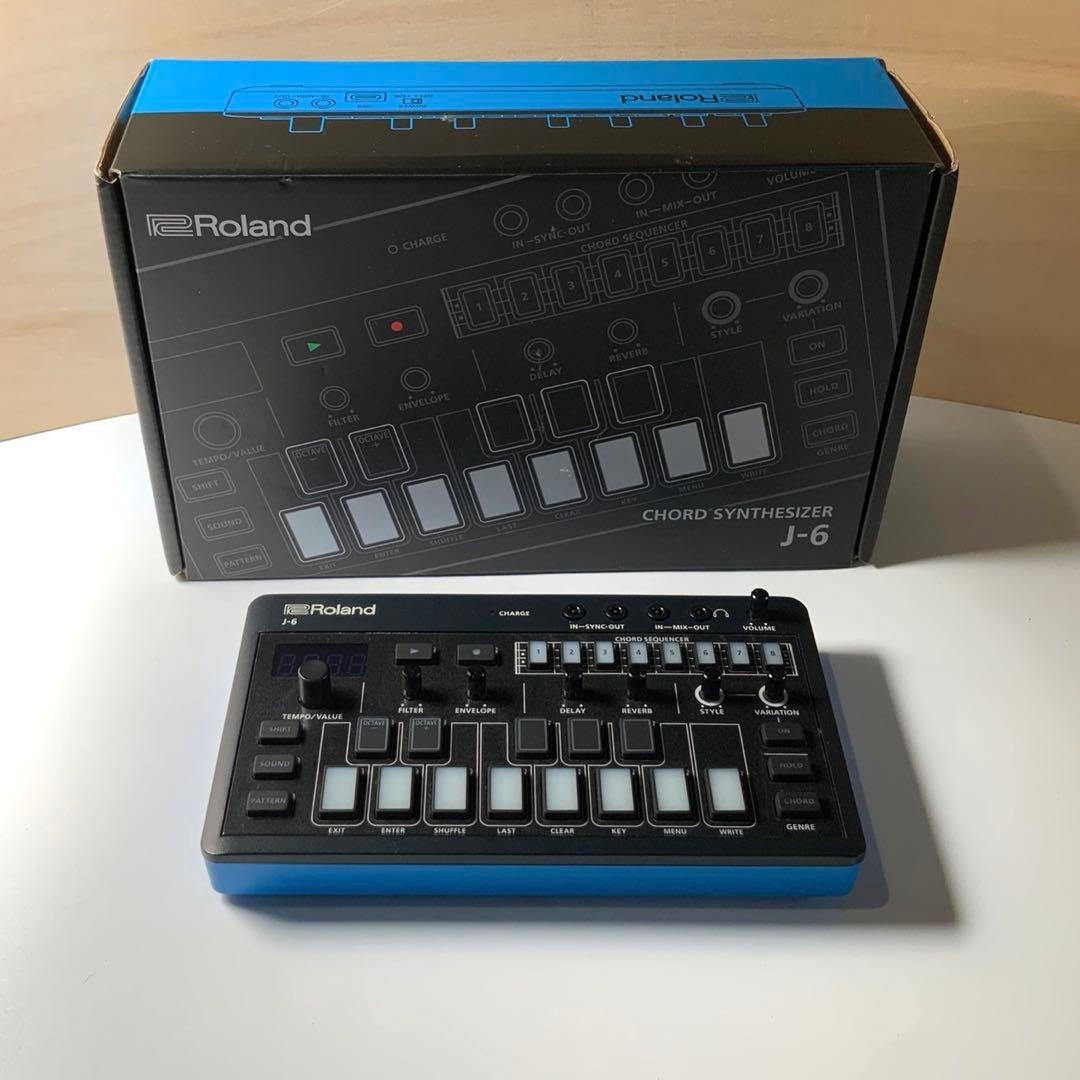 Roland Aira compact J-6コードシンセサイザー