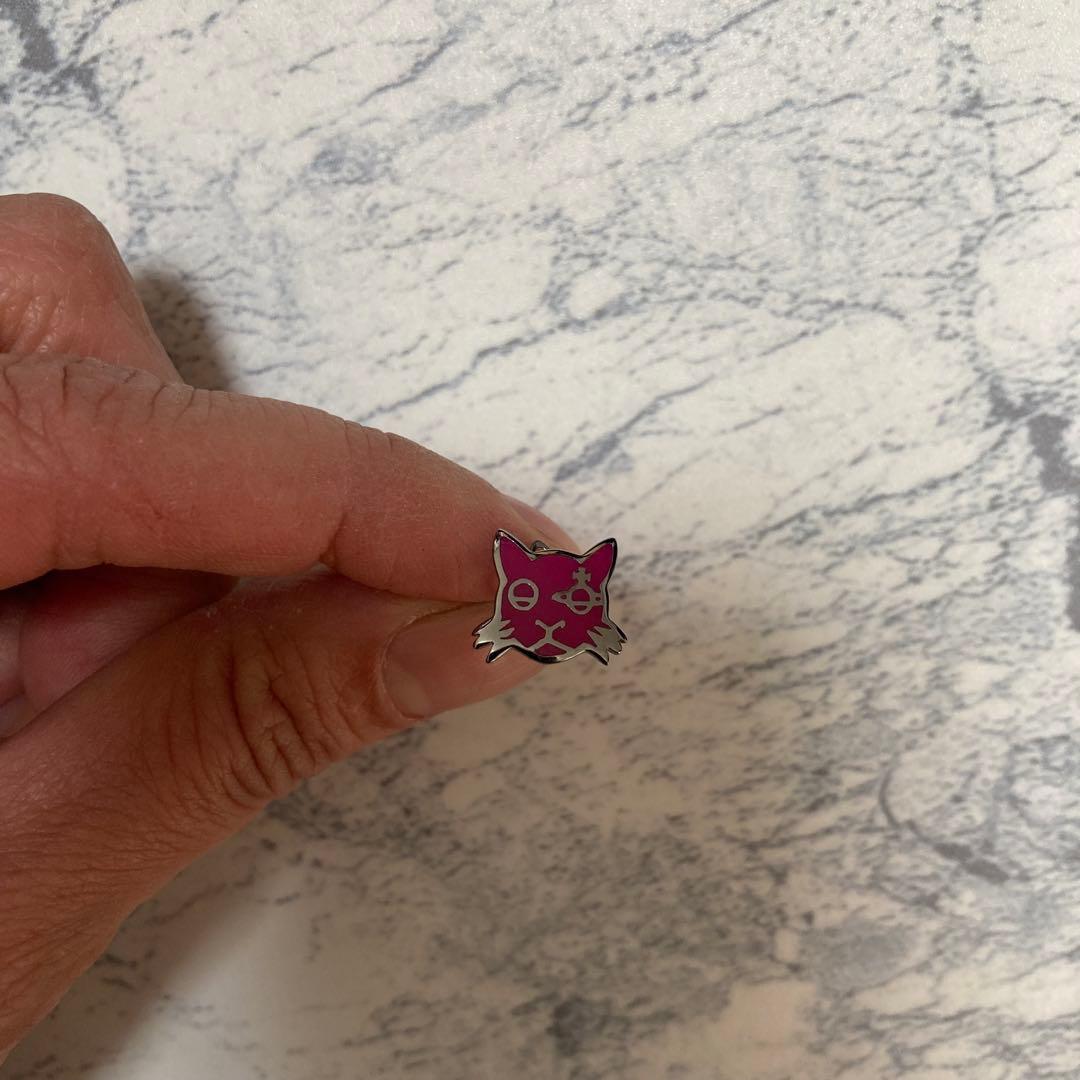 し*く様 希少　Vivienne Westwood 猫　ピアス　片方