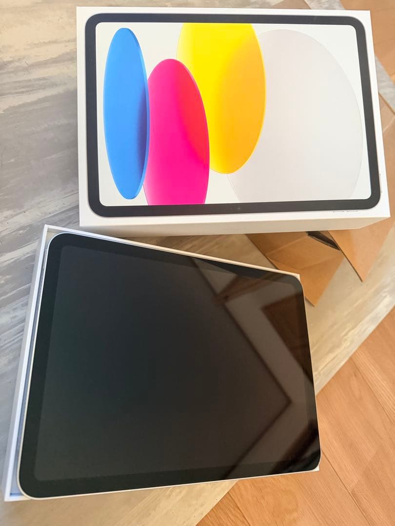 Apple iPad Wi-Fiモデル 10世代64GBシルバー 本体のみ