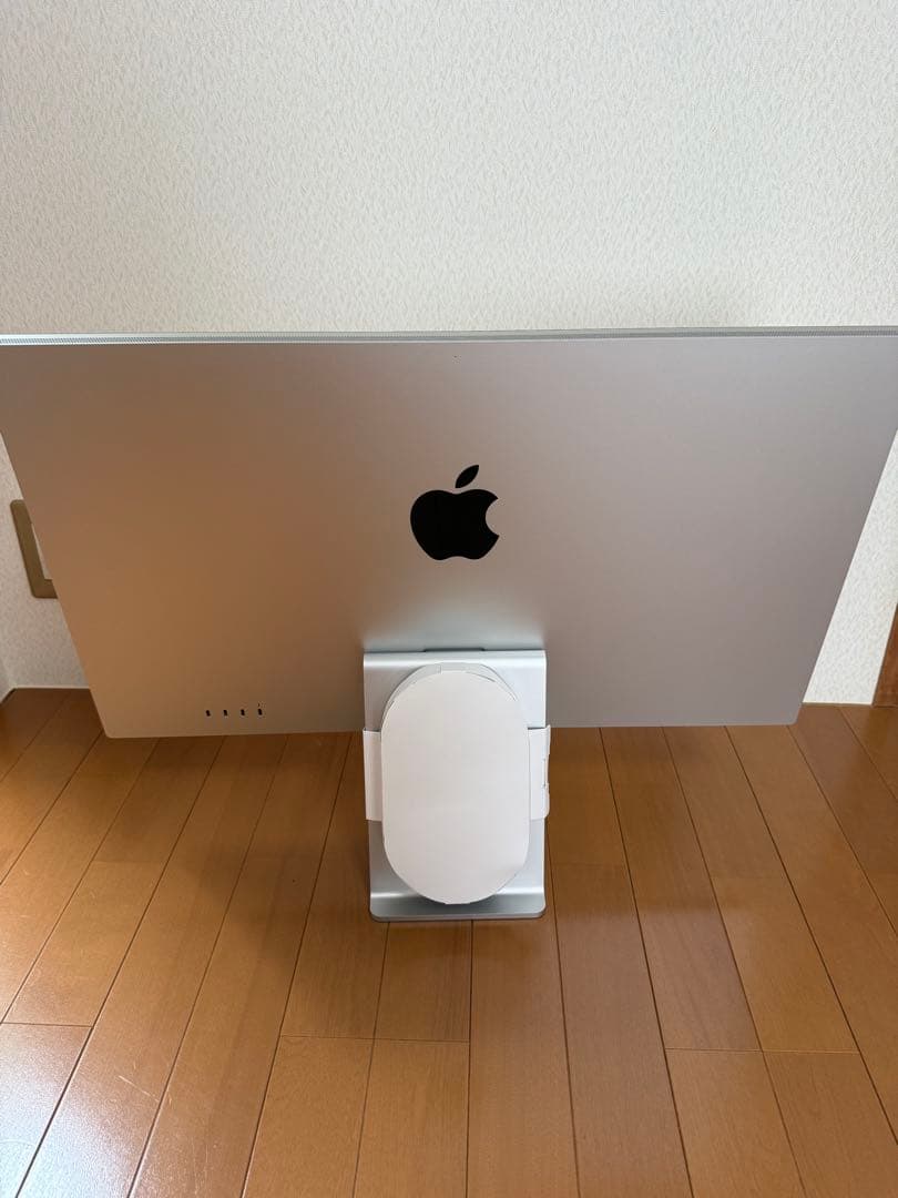 Apple studio display 標準ガラス 傾きを調整できるスタンド