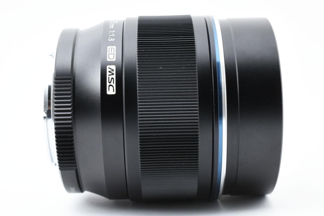 単焦点　OLYMPUS M.ZUIKO DIGITAL ED 75mm F1.8