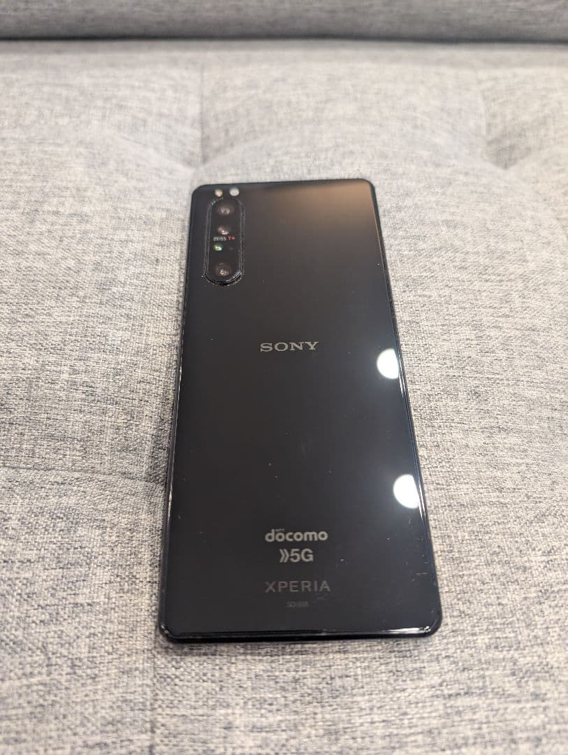 SONY Xperia 5G docomo 本体 SO-51A